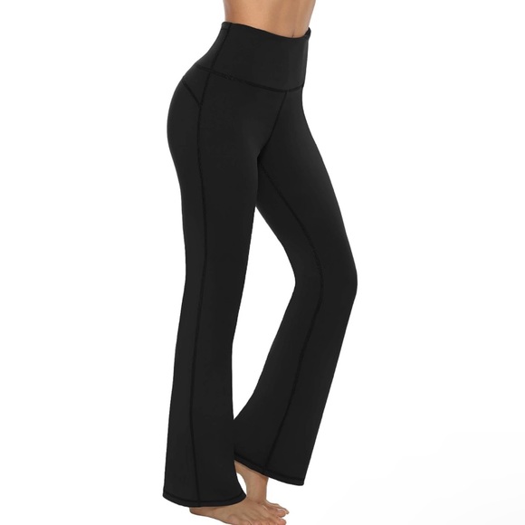 Pair Of Black High-Waisted Bootcut Yoga Pants With Pockets main image 1